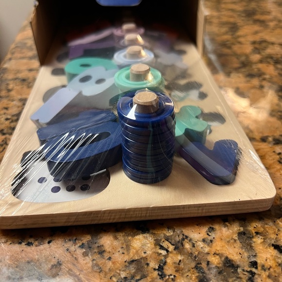 Shapes number sorting math puzzle toys - Picture 2 of 2